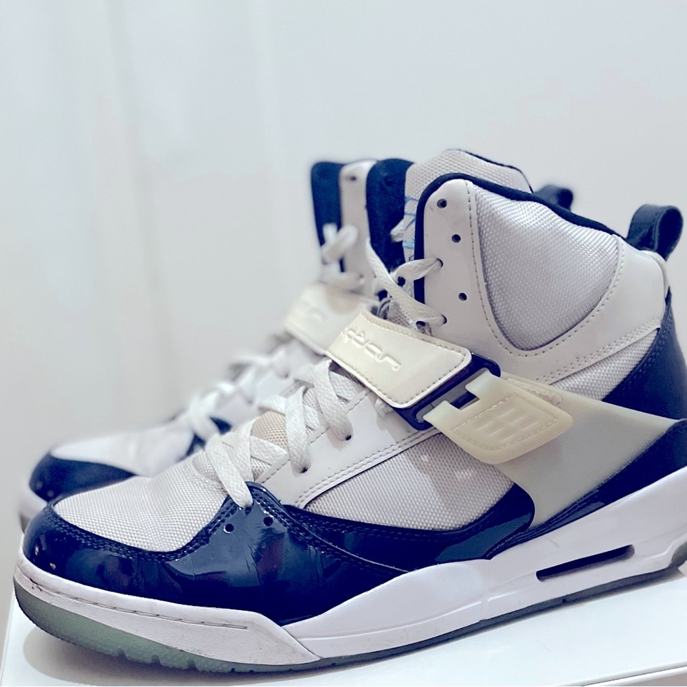 Jordan flight 45 High size 12 white